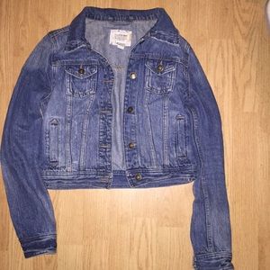I Love H81 jean jacket! Size small